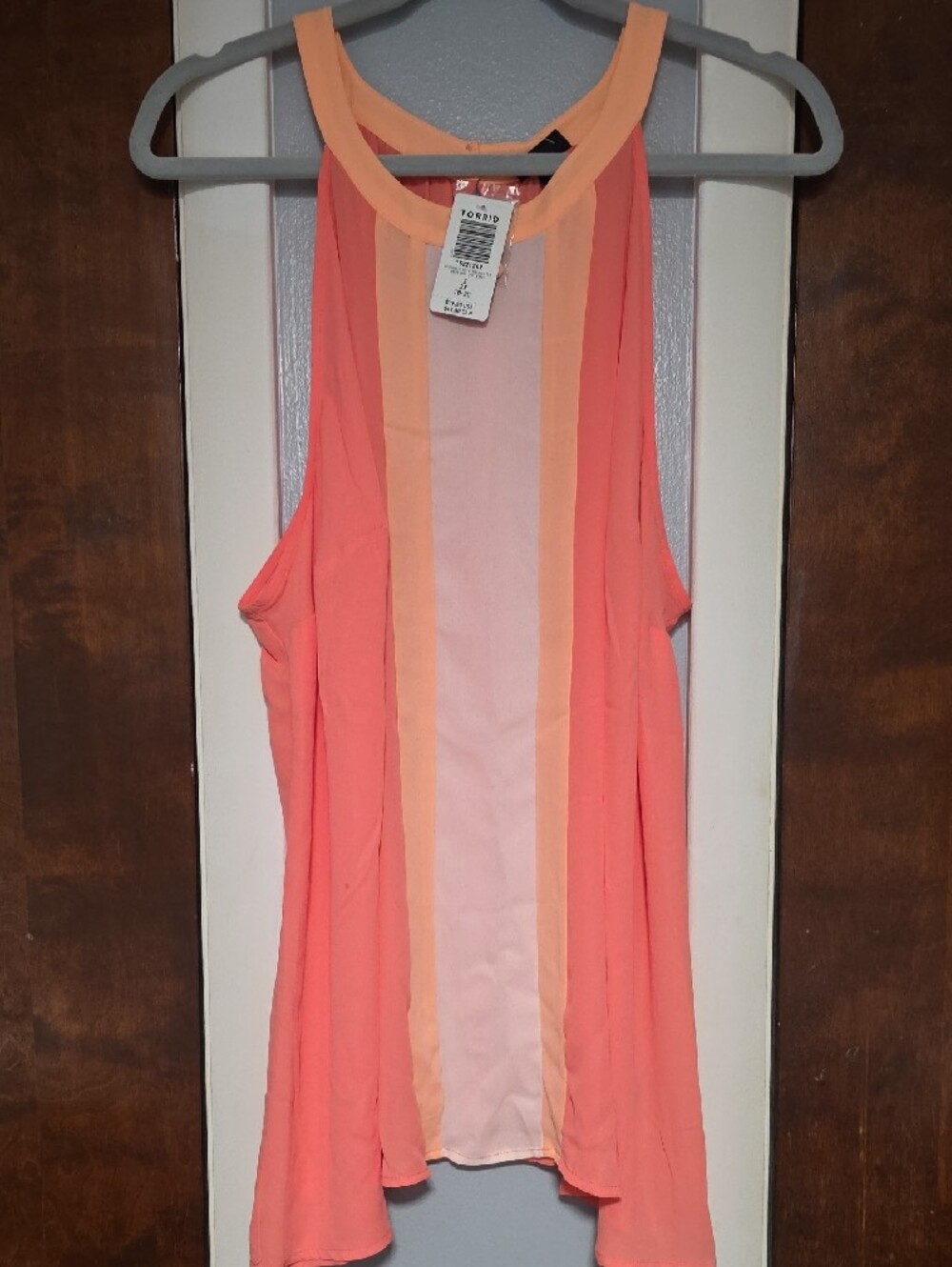 NWT Torrid Coral Halter Cami Tank Top - Size2. Small Spot See 3rd Picture